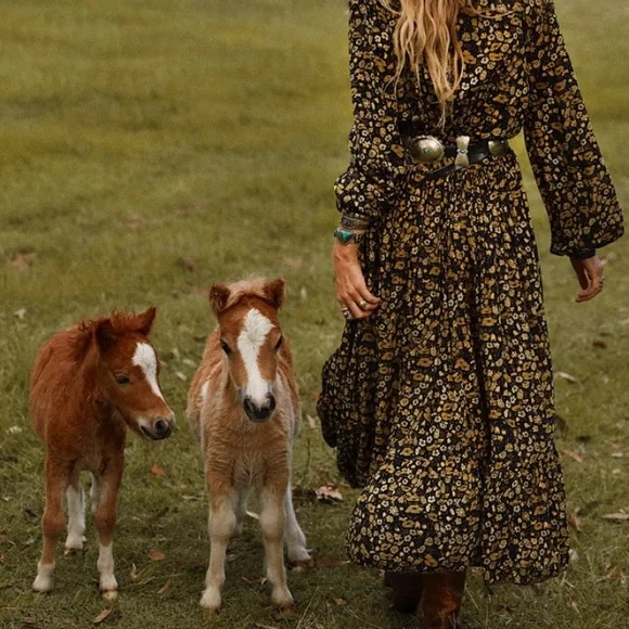 Chasing Unicorns๐ซ Izabella Duster Dress {Midnight Bloom} sz Small - Picture 7 of 15